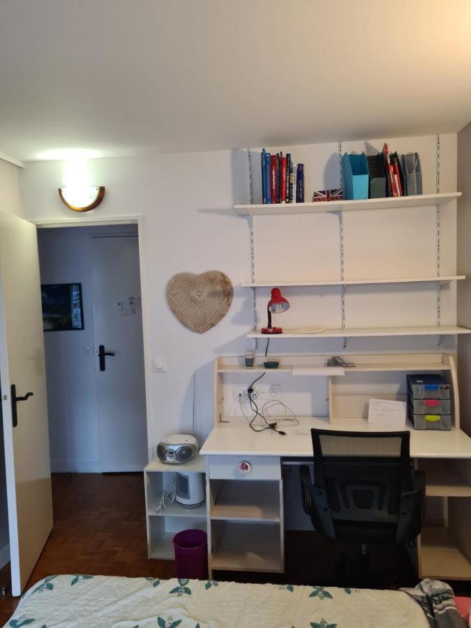 Chambre De 11 M2 Avec Balcon Παρίσι Εξωτερικό φωτογραφία